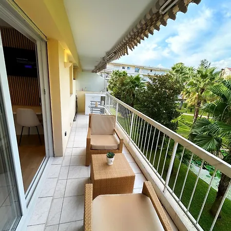 Avec Grande Terrasse *