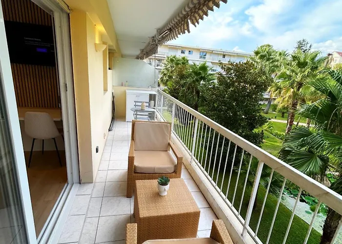 Avec Grande Terrasse *